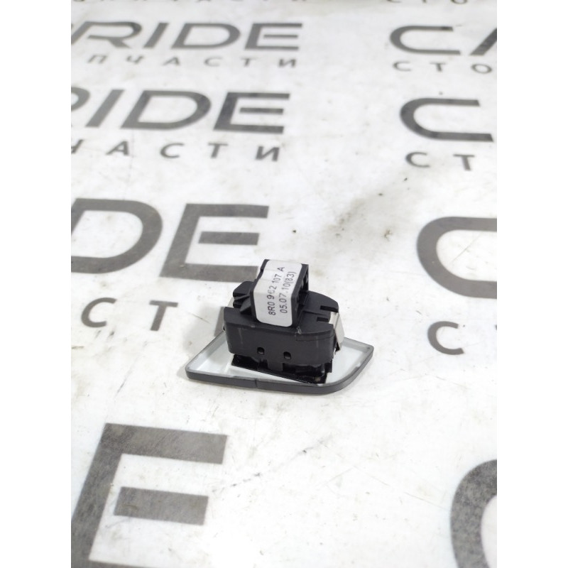 Кнопка блокировки центрального замка (электрика / кнопки) Audi Q5 8R 8r0962107a