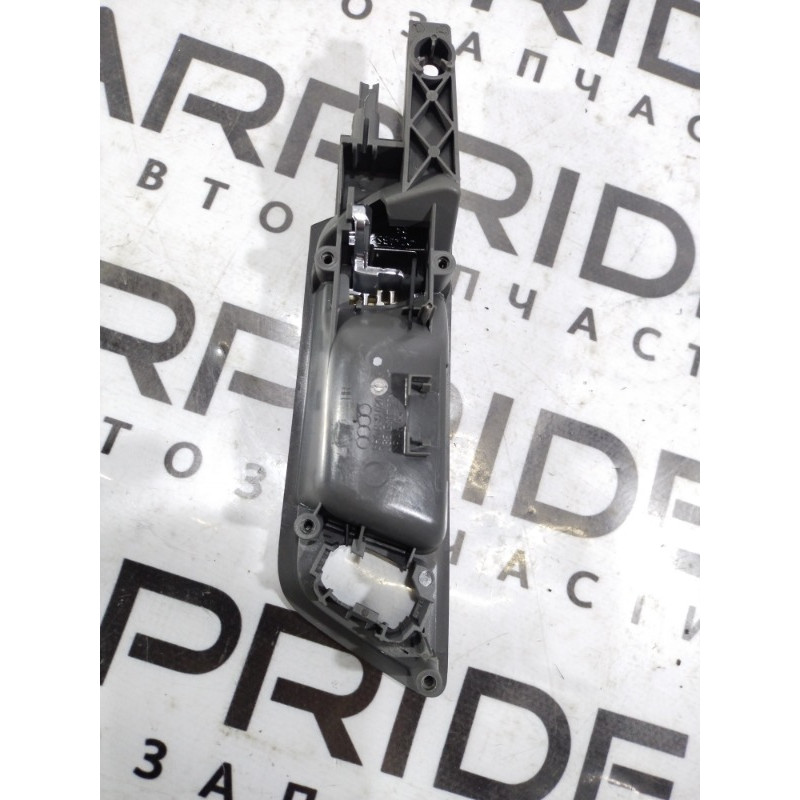 Ручка двери внутренняя (салон) Audi Q5 8R 8r0839020