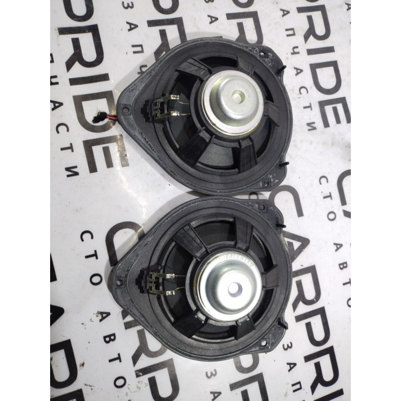 Динамик (электрика) Audi A5 8T