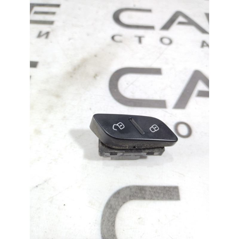 Кнопка блокировки центрального замка (электрика / кнопки) Volkswagen Jetta MK6 2011 2.5 5c6962125