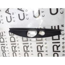 Обшивка крышки багажника