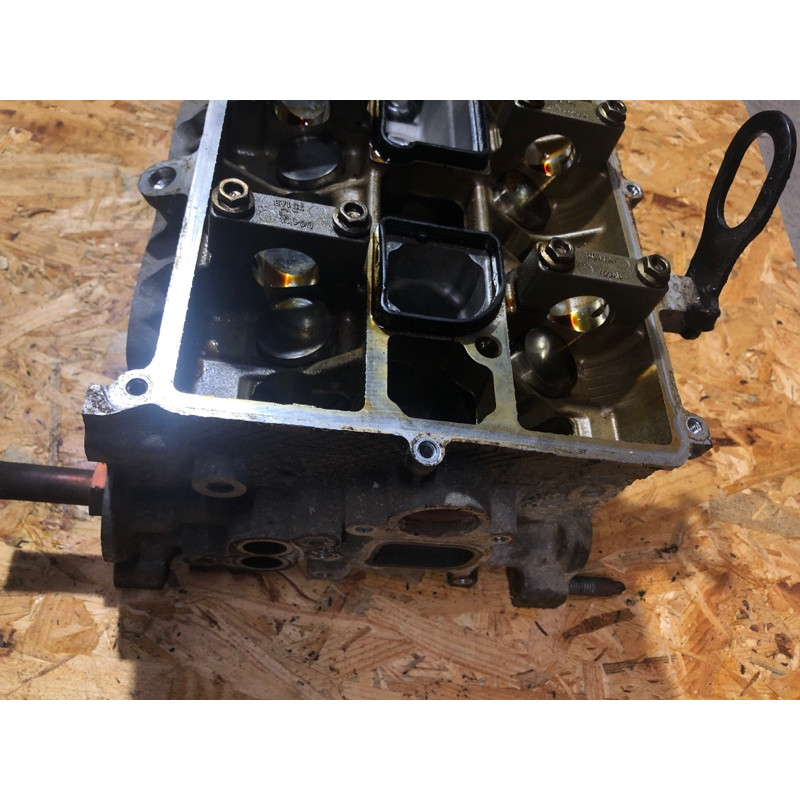 Головка блока цилиндров (двигатель и элементы) FORD Fusion MK5 2014 2.5 rf8e5e6090aa