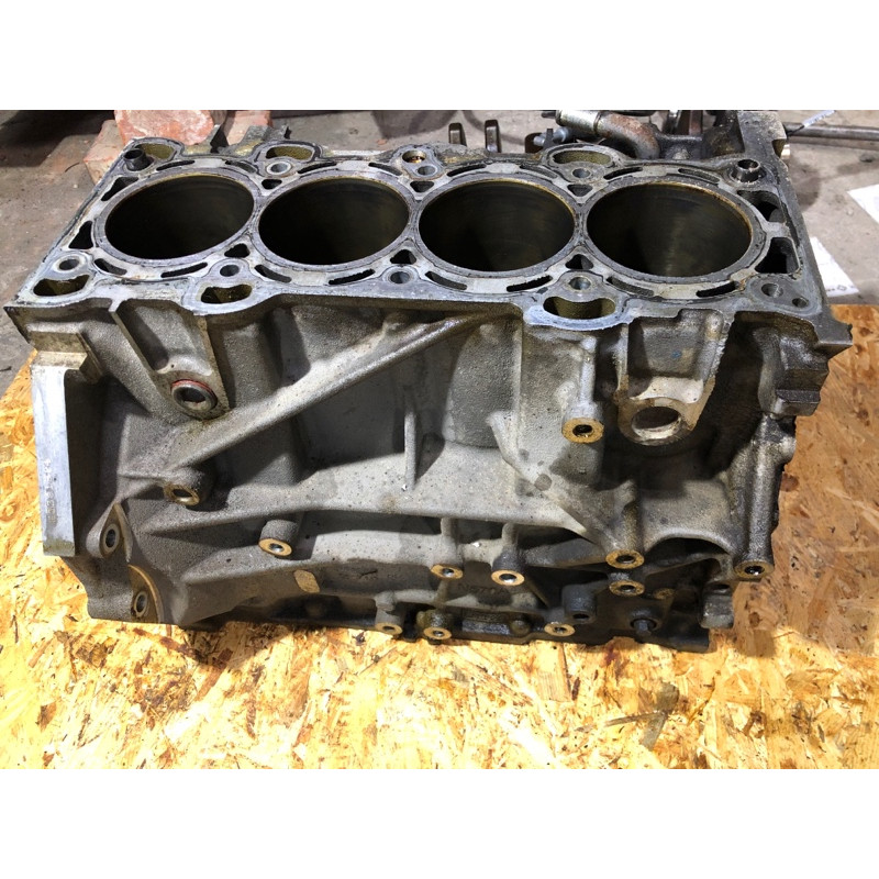 Блок цилиндров (двигатель и элементы) FORD Fusion MK5 2014 2.5 rf8e5g6015ad