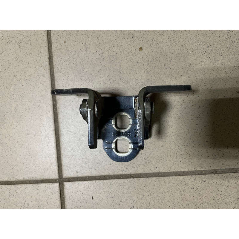 Петля дверей (кузов і елементи) Jeep Compass MK49 2014 2.4 5074256AB