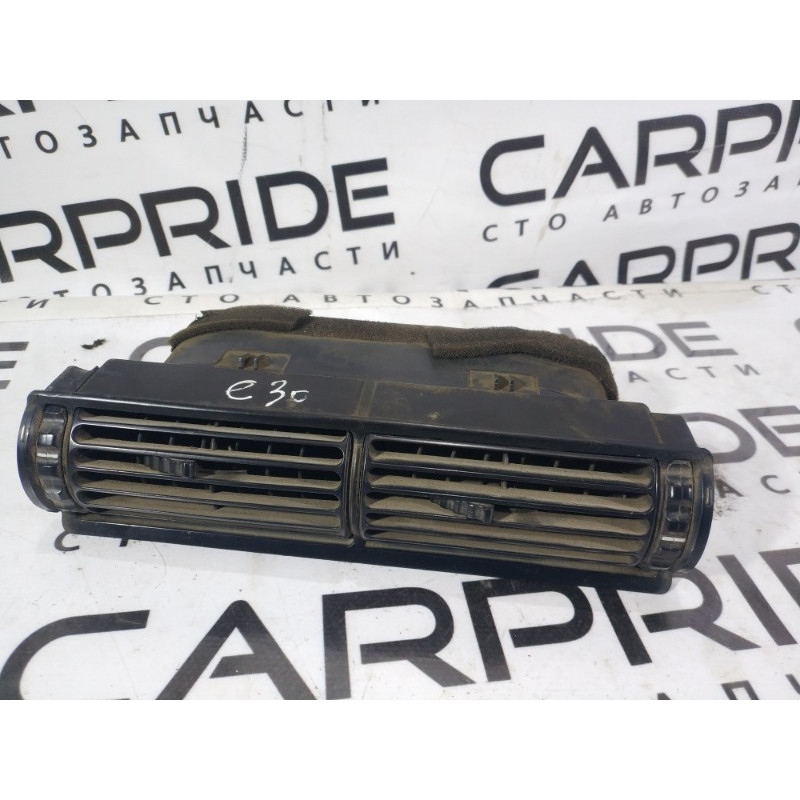 Воздуховод центральный (салон) BMW 3-series E30 M21d24 64221381147