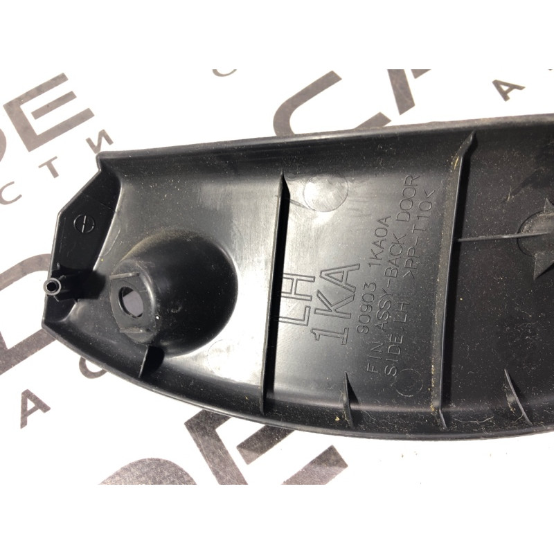 Обшивка кришки багажника (салон) Nissan Juke F15 2011 1.6 909031ka0a