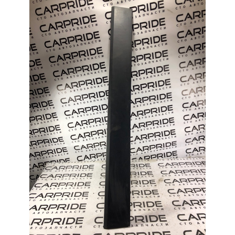 Накладка крышки багажника (кузов и элементы) Land Rover Discovery L319 DGP000184PCL