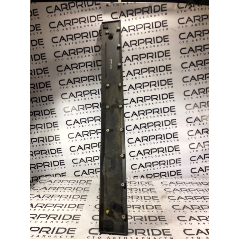 Накладка крышки багажника (кузов и элементы) Land Rover Discovery L319 DGP000184PCL