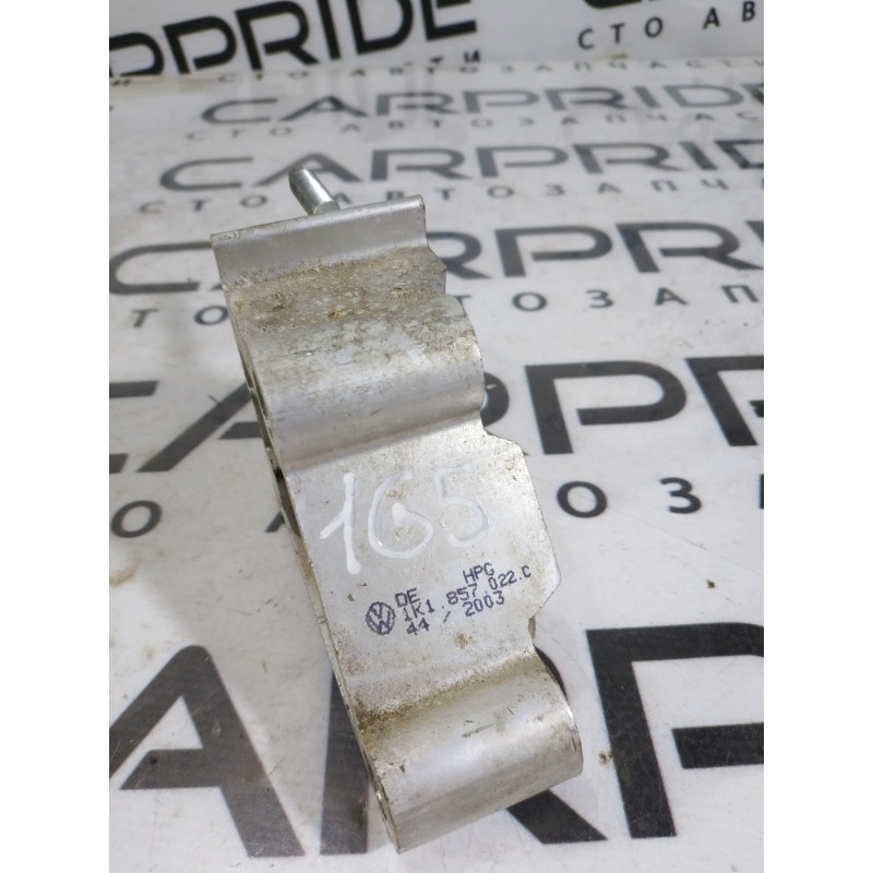 Кронштейн (двигатель и элементы) Volkswagen Golf 1K 2004 2.0 BKD 1k1857022