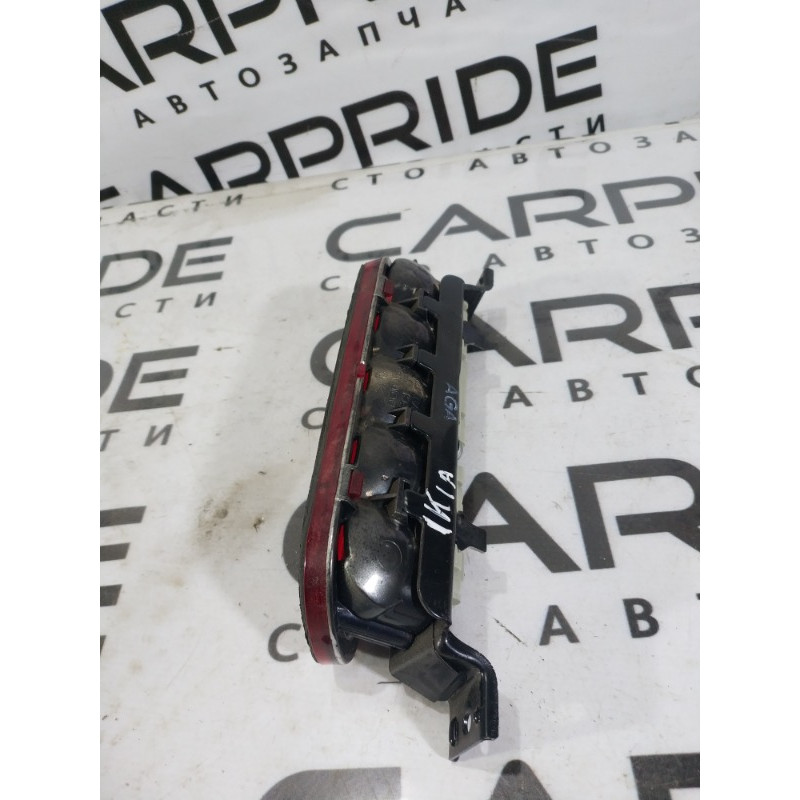 Повторитель стоп сигнала (оптика) KIA Sorento BL 2005 2.5 CRDI 927003e0