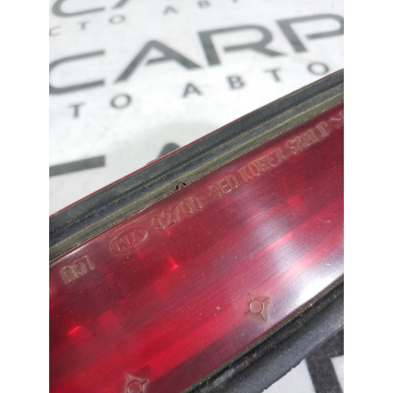 Повторитель стоп сигнала (оптика) KIA Sorento BL 2005 2.5 CRDI 927003e0