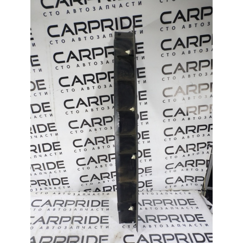 Обшивка крышки багажника (салон) Land Rover Discovery 3 2009 erq000091