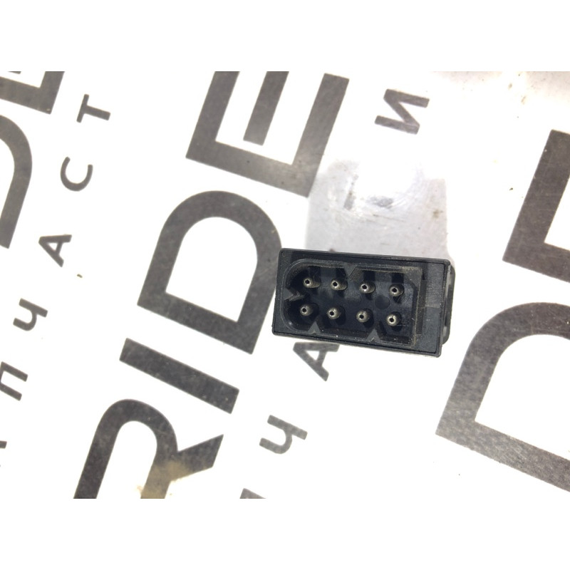 Кнопка регулировки громкости (электрика / кнопки) BMW 3-series E30 65121379048