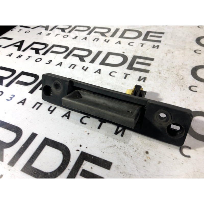 Кнопка открывания крышки багажника (электрика / кнопки) KIA Sorento BL 2005 2.5 CRDI 812603E000