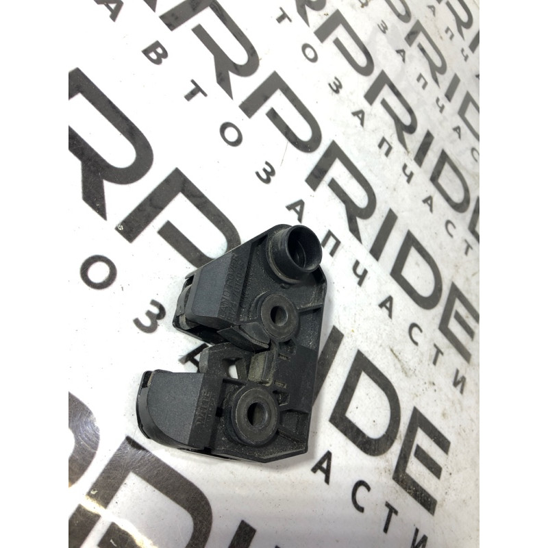 Замок багажника (кузов и элементы) Land Rover Discovery 3 2009 51247016048