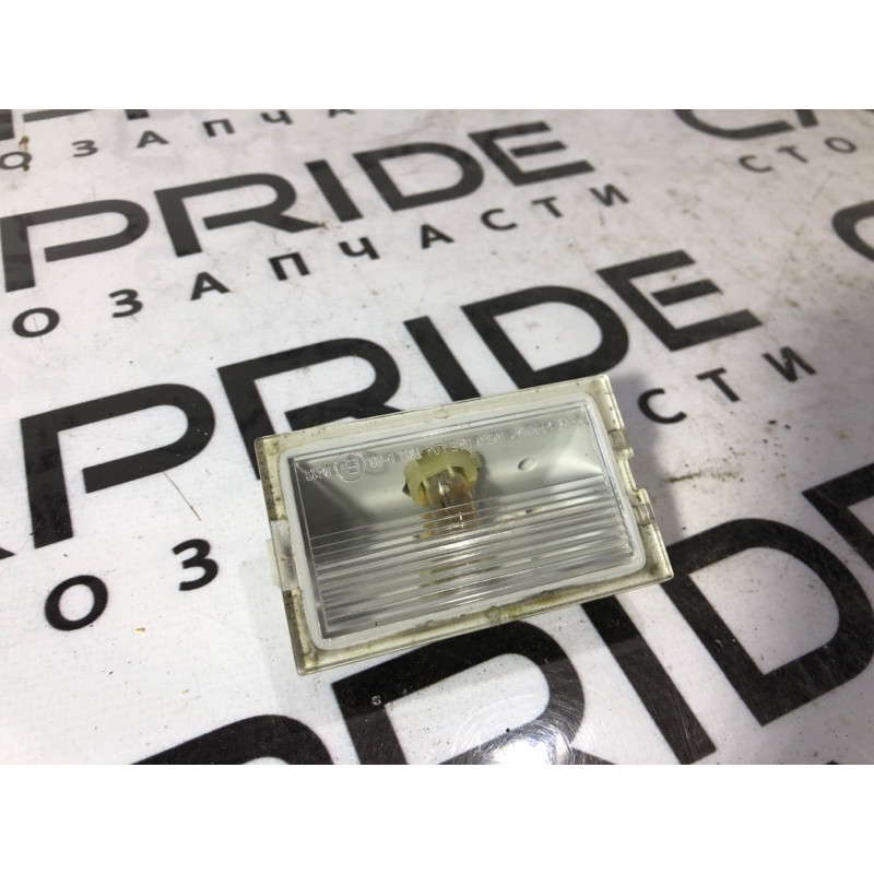 Плафон подсветки номера (оптика) Land Rover Discovery 3 2009 xfc500040