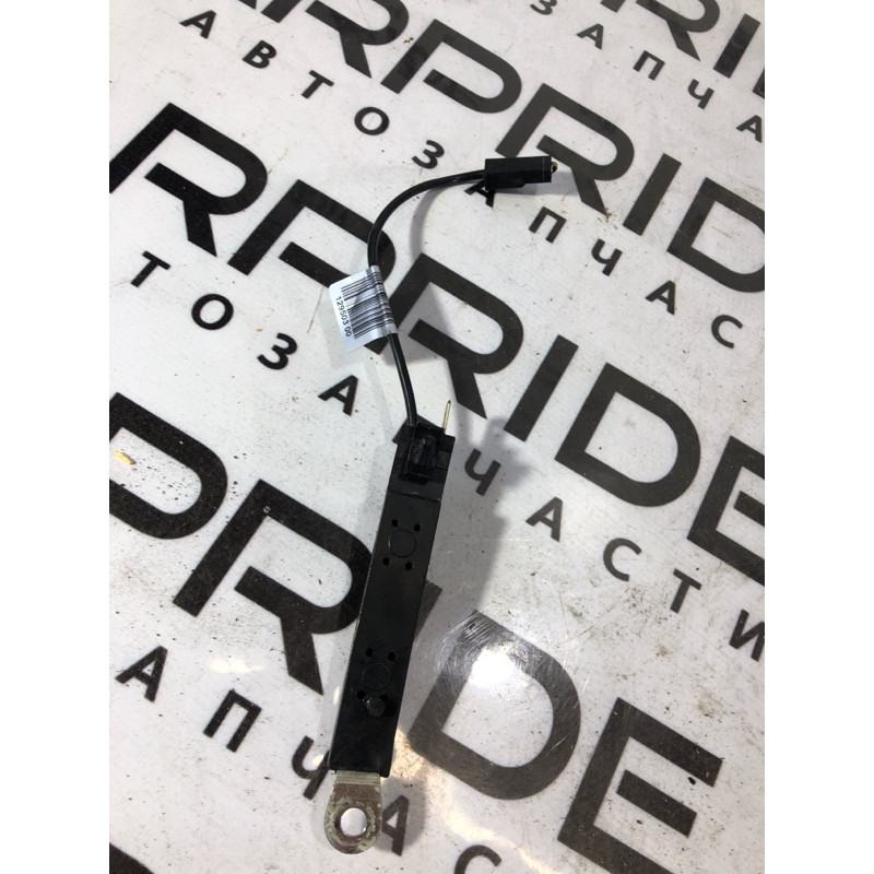 Антена (електрика) Land Rover Discovery 3 2009 XUE000020