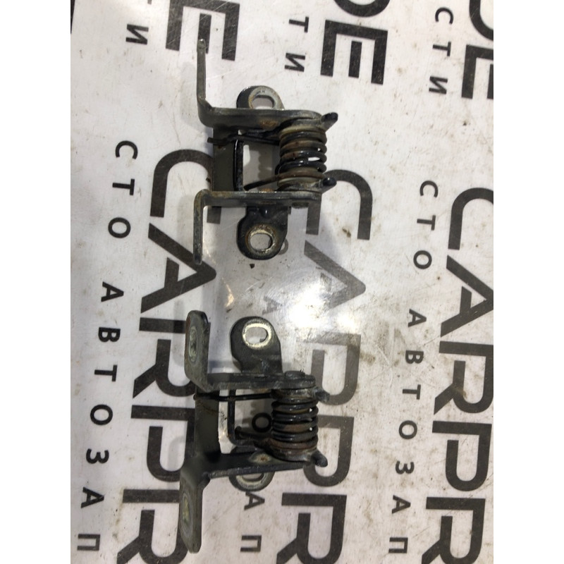 Петля багажника (кузов и элементы) Land Rover Discovery 3 2009