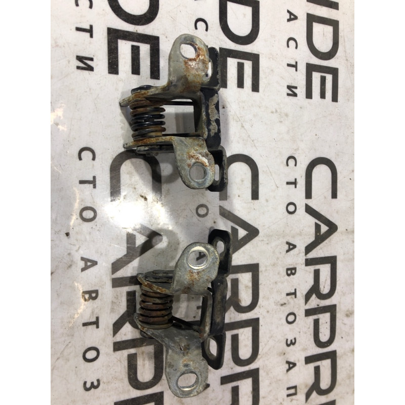 Петля багажника (кузов и элементы) Land Rover Discovery 3 2009