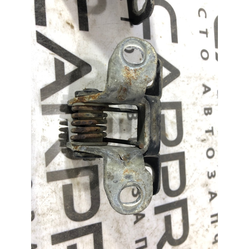 Петля багажника (кузов и элементы) Land Rover Discovery 3 2009