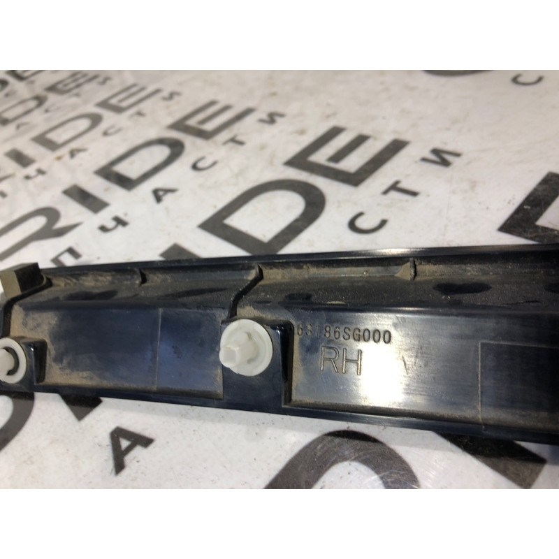 Обшивка кришки багажника (салон) Subaru Forester SJ 2016 2.5 63186sg000