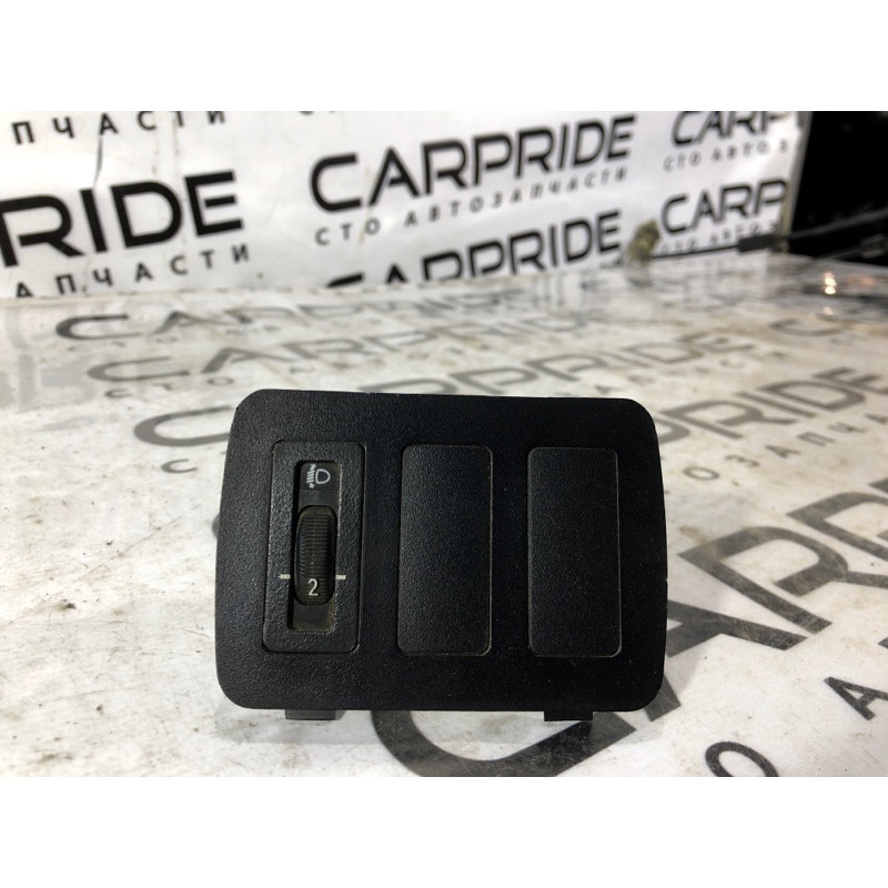 Кнопка корректора фар (электрика / кнопки) BMW 3-series E36 61318360882