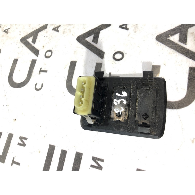 Кнопка корректора фар (электрика / кнопки) BMW 3-series E36 61318360882