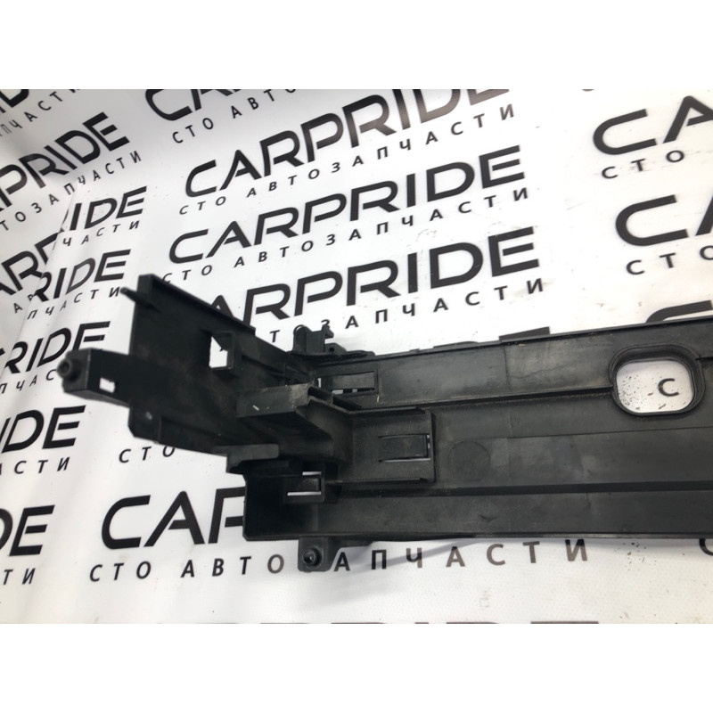 Рамка радиатора (кузов и элементы) BMW 5-series F10 2011 3.0 N55B30 17117639071