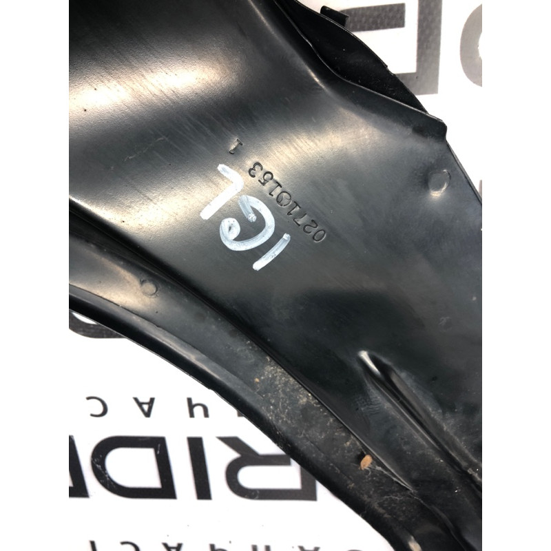 Телевізор (передня частина кузова) (зовнішні елементи кузова) Mercedes-Benz GL X164 2012 4.6