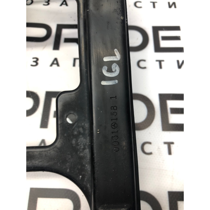 Планка телевизора верхняя (кузов и элементы) Mercedes-Benz GL X164 2012 4.6