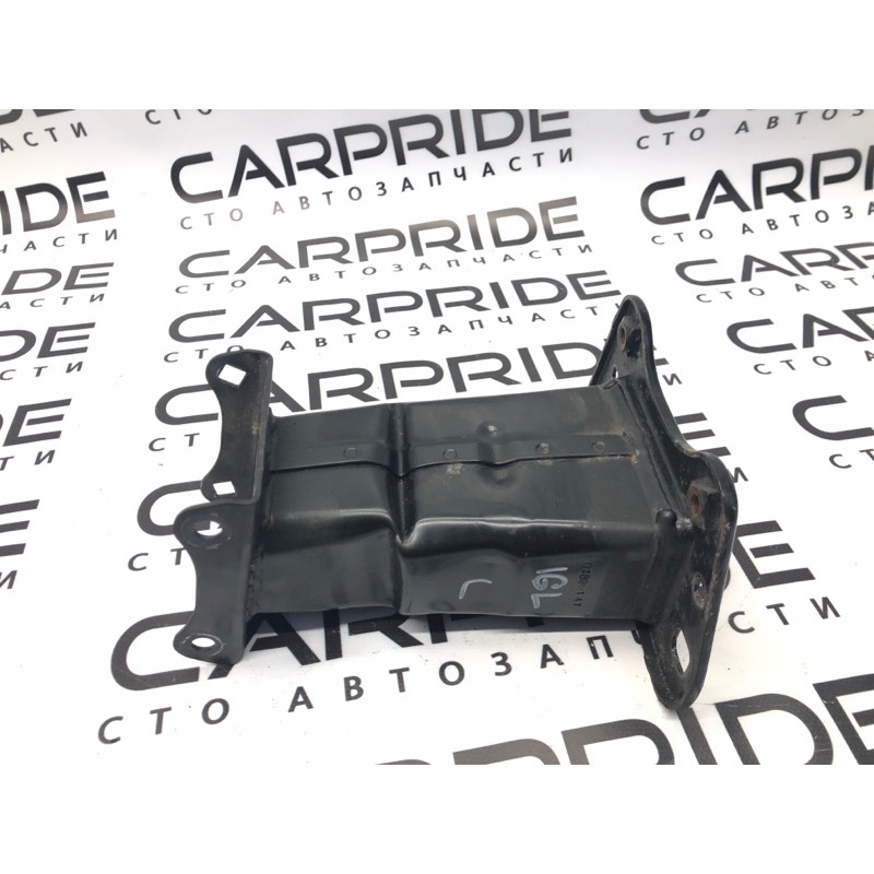 Кронштейн усилителя бампера (стекла и зеркала) Mercedes-Benz GL X164 2012 4.6 A1646201931