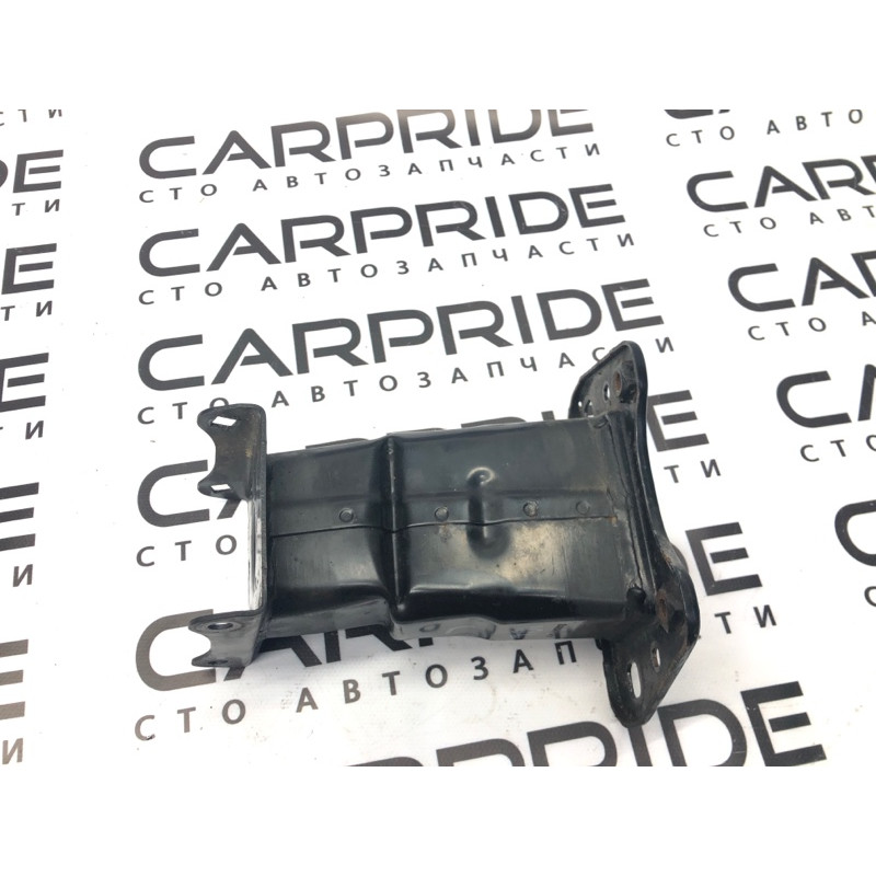 Кронштейн усилителя бампера (стекла и зеркала) Mercedes-Benz GL X164 2012 4.6 A1646201931