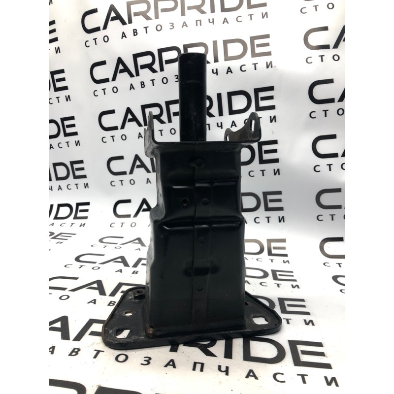 Кронштейн усилителя бампера (стекла и зеркала) Mercedes-Benz GL X164 2012 4.6 a1646202031