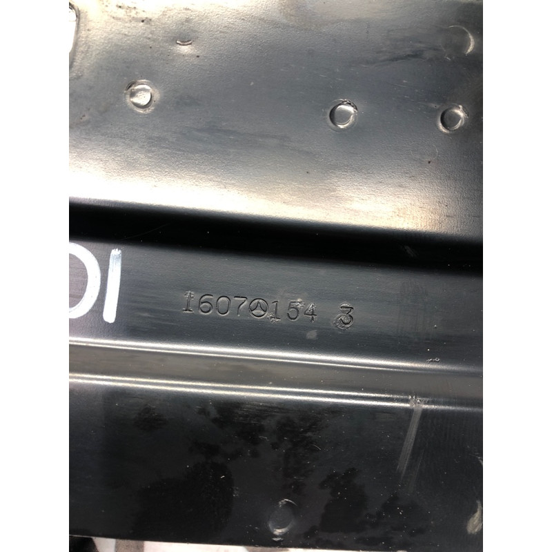 Телевізор (передня частина кузова) (зовнішні елементи кузова) Mercedes-Benz GL X164 2012 4.6