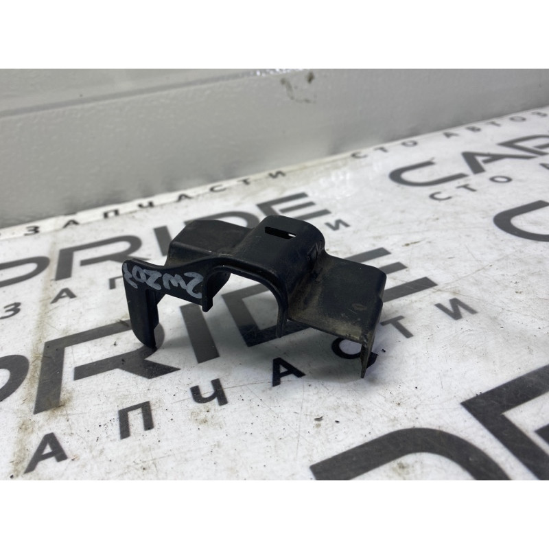 Кожух замка капота (кузов и элементы) Mercedes-Benz C-class W203 2007 3.0 a2038890625