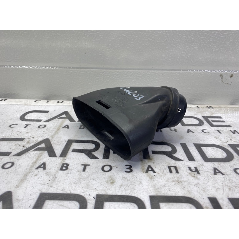 Воздухозаборник (впускная система) Mercedes-Benz C-class W203 2007 3.0 2720902482