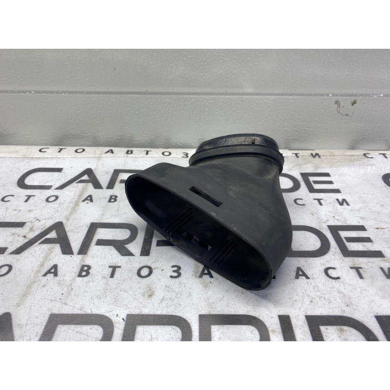 Воздухозаборник (впускная система) Mercedes-Benz C-class W203 2007 3.0 2720902482