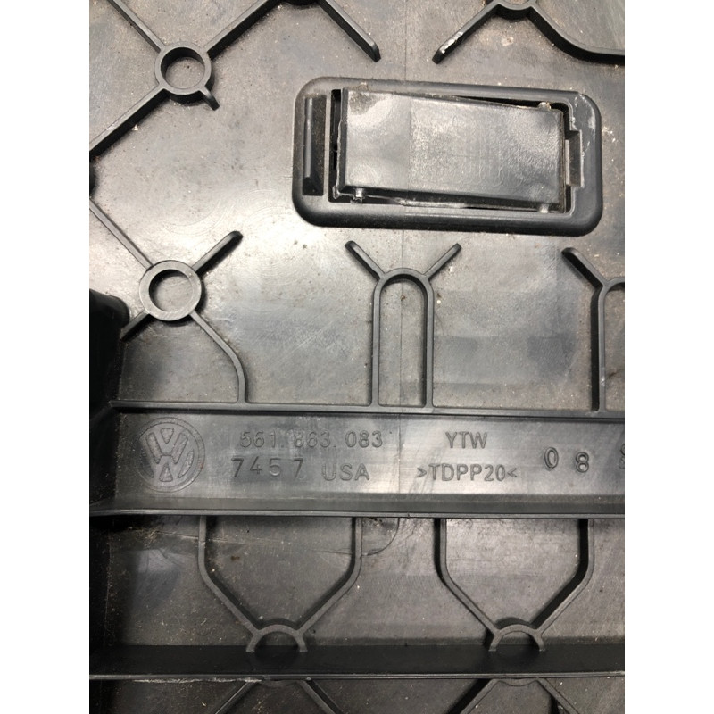 Накладка торпеды (салон) Volkswagen Passat B7 2014 1.8 561863083