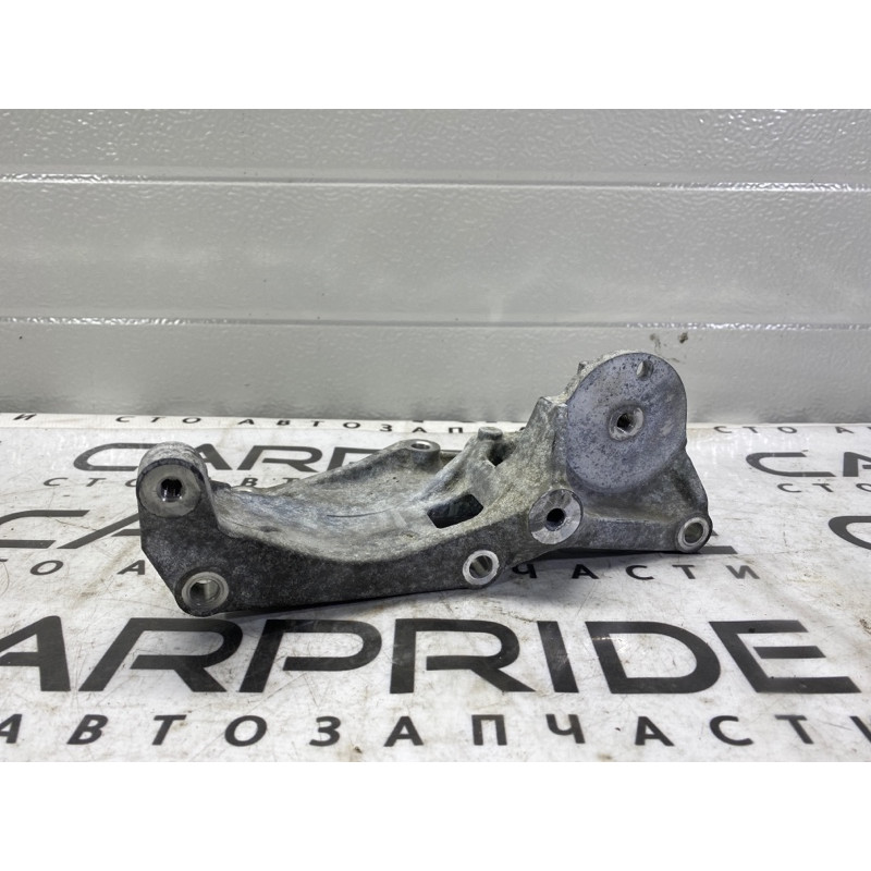 Кронштейн генератора (кронштейны двигателя) Subaru Outback BS 2016 2.5