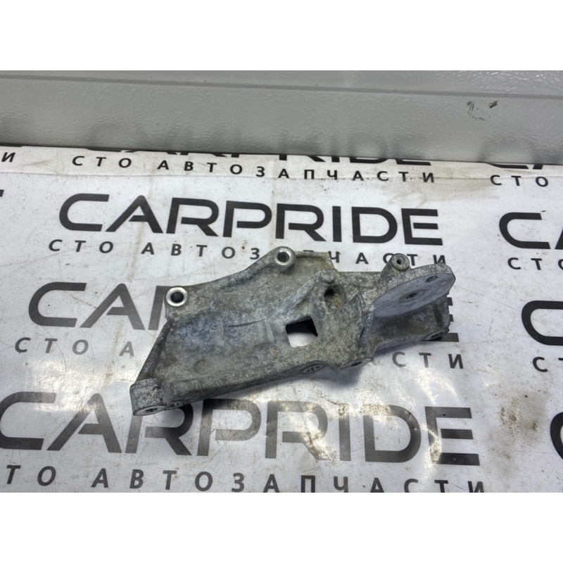 Кронштейн генератора (кронштейны двигателя) Subaru Outback BS 2016 2.5