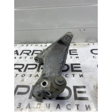 Кронштейн подушки двигателя