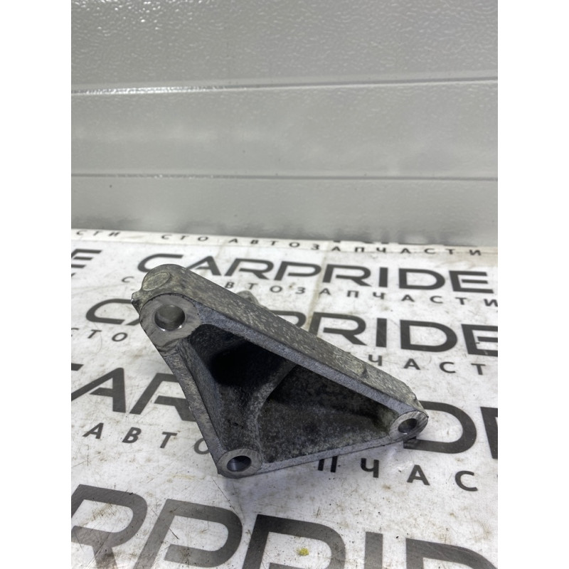 Кронштейн подушки двигателя (кронштейны двигателя) Subaru Outback BS 2016 2.5