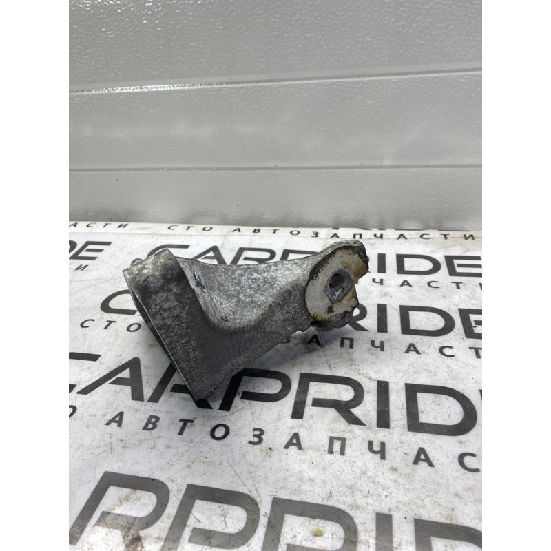 Кронштейн подушки двигателя (кронштейны двигателя) Subaru Outback BS 2016 2.5