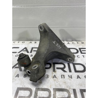 Кронштейн подушки двигателя