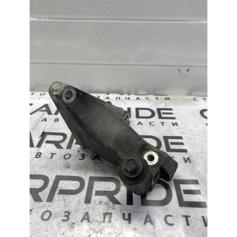 Кронштейн подушки двигателя (кронштейны двигателя) Subaru Outback BS 2016 2.5