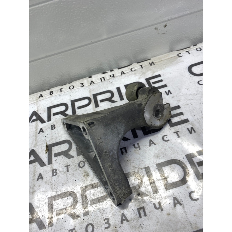 Кронштейн подушки двигателя (кронштейны двигателя) Subaru Outback BS 2016 2.5