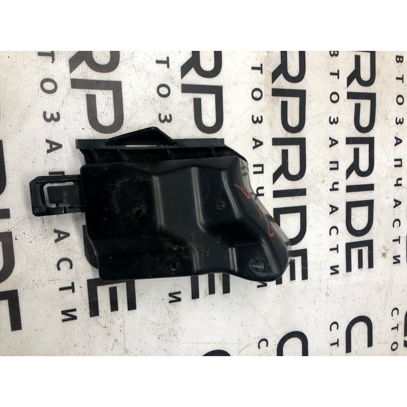 Кріплення бампера (кузов і елементи) FORD Focus MK3 2016 1.0 F1EZ-17787-B