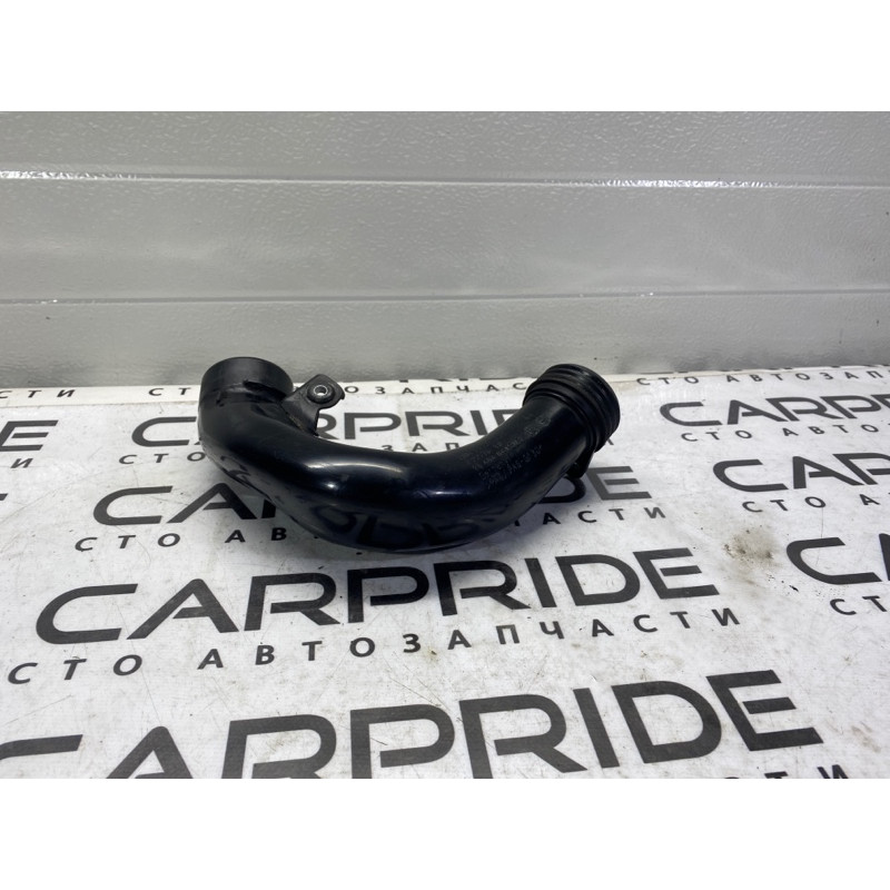 Патрубок воздушного фильтра (впускная система) BMW 5-series F10 2011 3.0 N55B30 13717583727