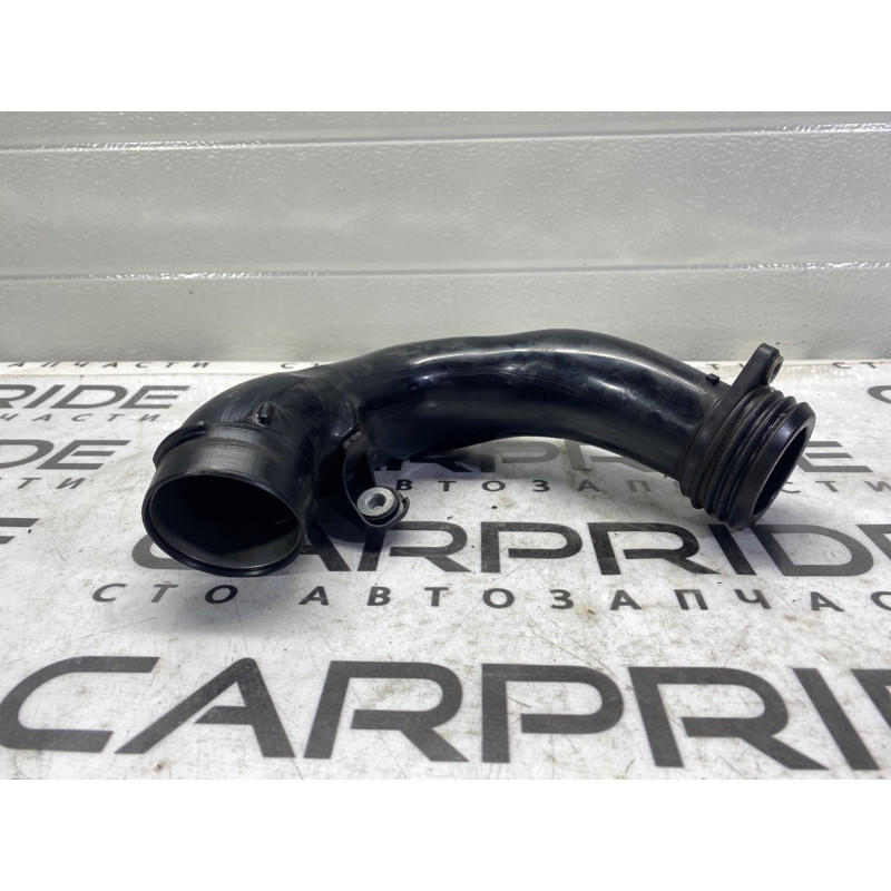 Патрубок воздушного фильтра (впускная система) BMW 5-series F10 2011 3.0 N55B30 13717583727