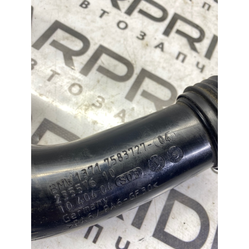 Патрубок воздушного фильтра (впускная система) BMW 5-series F10 2011 3.0 N55B30 13717583727